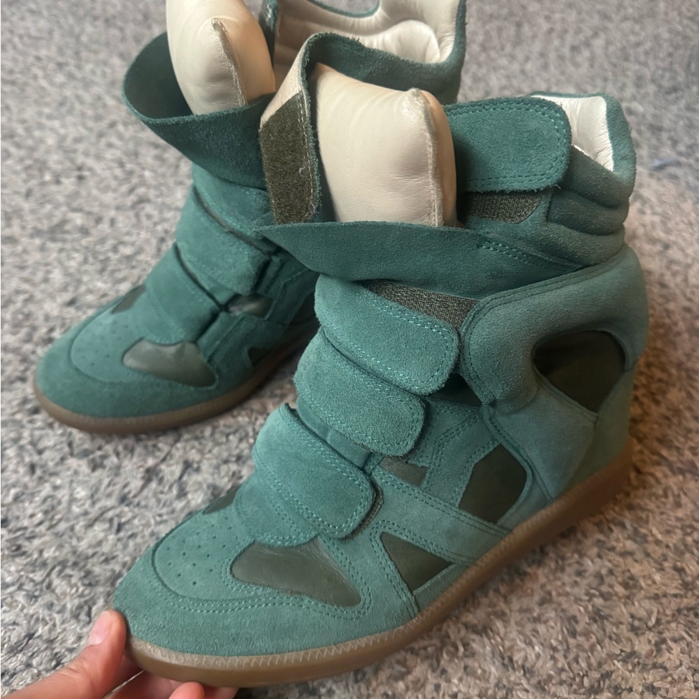 Isabel Marant teal Beckett sneaker - Picture 2 of 4